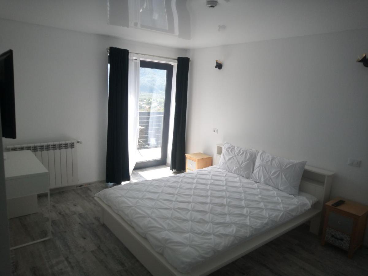 Hotel Casa Prieteniei - Cazare Piatra Neamţ Exteriér fotografie